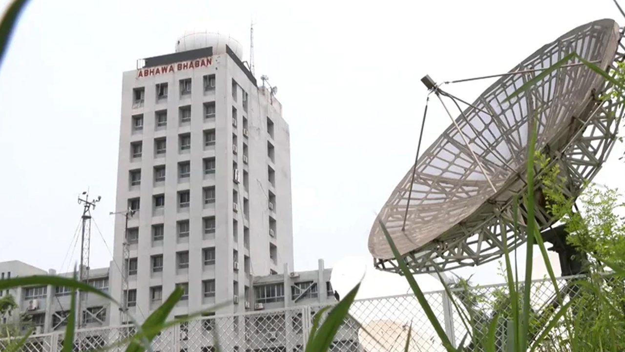 ঢাকায় আজও বাড়বে দিনের তাপমাত্রা